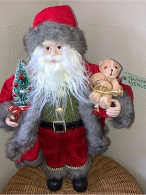 Ellsworth Avenue Santa Claus Tabletop Figurine Bear Christmas